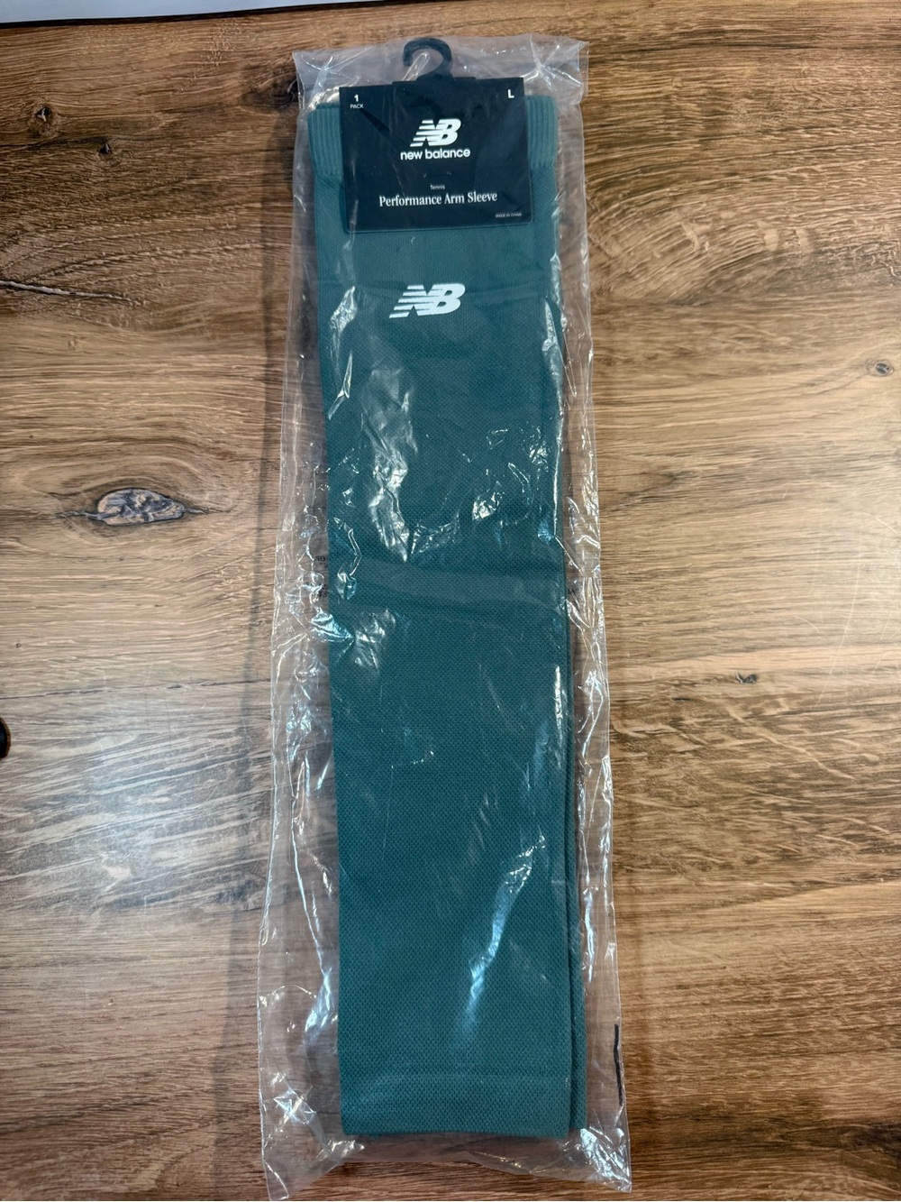 New Balance Tennis Compression Arm Sleeve Red Size L NIP Performance
